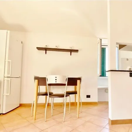 Trilocale Vista Mare Con Parcheggio Gratis A 10' Dal Mare Apartamento