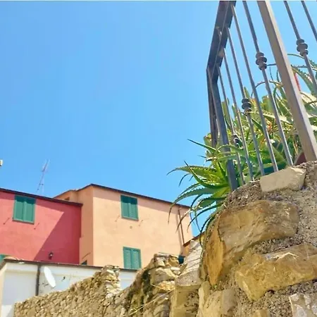 Trilocale Vista Mare Con Parcheggio Gratis A 10' Dal Mare *